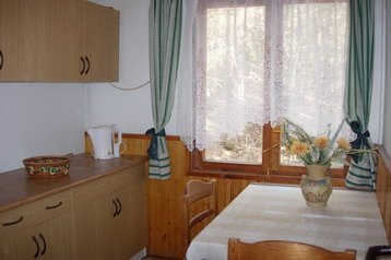 Češka Chata Louňovice pod Blaníkem, Eksterijer